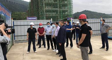 湖北恩施州州委副书记、州长刘芳震莅临四川j9国际站建设巴...